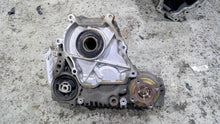 Load image into Gallery viewer, TRANSFER CASE 535i 535i Gt 550i 550i Gt 750 HYBRID 750i 750il B7 10-12 - 1428573
