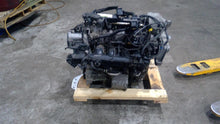 Load image into Gallery viewer, ENGINE MOTOR Infiniti QX30 2017 17 2018 18 2019 19 2.0L VIN C - 1428874
