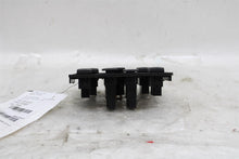 Load image into Gallery viewer, WINDOW SWITCH Land Rover Discovery 2002 02 - 1429165
