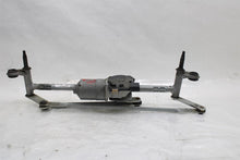 Load image into Gallery viewer, WINDSHIELD WIPER MOTOR 2022 22 2023 23 2024 24 - 1430382
