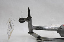 Load image into Gallery viewer, WINDSHIELD WIPER MOTOR 2022 22 2023 23 2024 24 - 1430382
