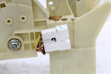 Load image into Gallery viewer, 2012 Kia Sorento Floor Shifter - 1430649
