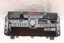 Load image into Gallery viewer, SPEEDOMETER CLUSTER Land Rover Range Rover 13 14 15 16 - 1431075
