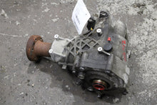 Load image into Gallery viewer, TRANSFER CASE Land Rover Evoque 14 15 16 17 18 19 - 1432131
