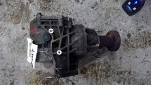 Load image into Gallery viewer, TRANSFER CASE Land Rover Evoque 14 15 16 17 18 19 - 1432246
