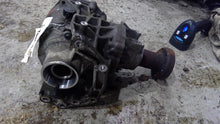 Load image into Gallery viewer, TRANSFER CASE Land Rover Evoque 14 15 16 17 18 19 - 1432246

