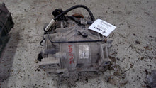 Load image into Gallery viewer, CARRIER ASSEMBLY Land Rover Evoque 14 15 16 17 18 - 1432264
