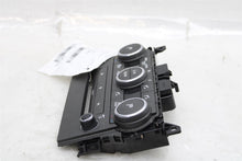 Load image into Gallery viewer, FRONT TEMPERATURE CONTROLS Land Rover Evoque 2016 16 2017 17 - 1432354
