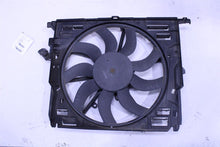 Load image into Gallery viewer, RADIATOR FAN ASSEMBLY 535i 535i Gt 640I 740i 740il Active 5 10-17 - 1433221
