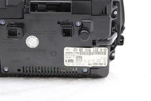 Load image into Gallery viewer, INFO-GPS SCREEN CL550 CL600 CL63 CL65 S450 Cdn S550 S600 S63 07-09 - 1434032
