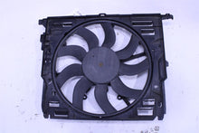 Load image into Gallery viewer, RADIATOR FAN ASSEMBLY 535i 535i Gt 640I 740i 740il Active 5 10-17 - 1434536
