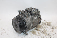 Load image into Gallery viewer, AC COMPRESSOR ML320 ML350 ML550 R350 R500 2006 06 07 08 09 10 11 12 - 1435390
