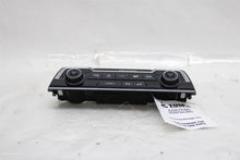 Load image into Gallery viewer, TEMPERATURE CONTROLS Honda CR-V 17 18 19 20 21 22 - 1437164
