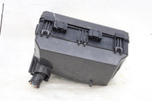 Load image into Gallery viewer, FUSE BOX Honda Passport 2021 21 - 1437499
