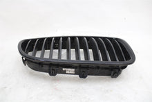 Load image into Gallery viewer, GRILLE BMW 528i 535i 550i Active 5 M5 11 12 13 14 15 16 Left - 1437983
