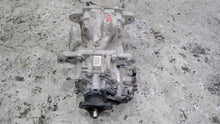 Load image into Gallery viewer, CARRIER ASSEMBLY Kia Telluride 20 21 22 23 24 - 1439559
