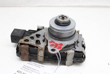 Load image into Gallery viewer, TRANSFER CASE ACTUATOR MOTOR Discovery Range Rover Rover Sport 17-20 - 1439802
