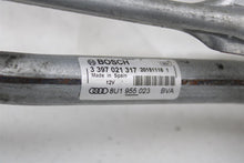 Load image into Gallery viewer, WINDSHIELD WIPER MOTOR Audi Q3 15 16 17 18 - 1440130
