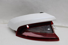 Load image into Gallery viewer, Tail Lamp Light Kia Stinger 2019 - 1441766
