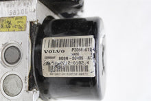 Load image into Gallery viewer, ABS ANTI-LOCK BRAKE PUMP C70 S60 S80 V70 XC60 XC70 2009-2014 - 1445093
