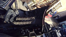 Load image into Gallery viewer, Front Bumper Volkswagen Touareg 2008 - 1445276

