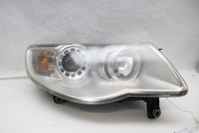 Load image into Gallery viewer, HEADLIGHT LAMP ASSEMBLY Volkswagen Touareg 07 08 09 10 Right - 1445330
