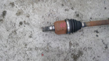 Load image into Gallery viewer, FRONT CV AXLE SHAFT Hyundai Elantra 2017 17 2018 18 AT Right - 1446473
