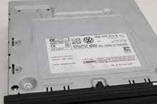 Load image into Gallery viewer, RADIO Volkswagen Atlas Golf Golf GTI Jetta Tiguan 18 19 20 - 1447878
