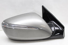 Load image into Gallery viewer, Side View Door Mirror Hyundai Santa Fe 2018 - 1448425
