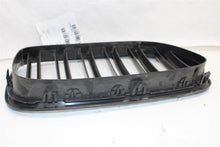 Load image into Gallery viewer, GRILLE 740i 740il 750 HYBRID 750i 750il 760li Active 7 Alpina 09-12 Left - 1448503
