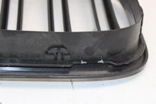 Load image into Gallery viewer, GRILLE 740i 740il 750 HYBRID 750i 750il 760li Active 7 09-12 Right - 1448504
