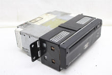 Load image into Gallery viewer, DVD NAVIGATION PLAYER BMW 750i 750il 750LI 760li Alpina B7 06 07 - 1449011
