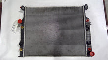 Load image into Gallery viewer, RADIATOR ML320 ML350 R350 2006 06 2007 07 2008 08 - 1449650
