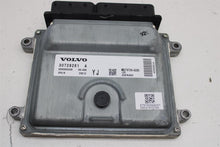 Load image into Gallery viewer, ECU ECM COMPUTER Volvo C70 S80 V70 XC60 XC70 2010 10 - 1449897
