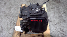 Load image into Gallery viewer, Transmission Volvo XC60 2010 - 1449898
