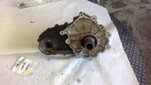 Load image into Gallery viewer, TRANSFER CASE ML320 ML350 ML550 E320 E350 GL450 06 07 08 09 - 12 - 1449977
