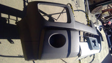 Load image into Gallery viewer, FRONT BUMPER Honda Element 03 04 05 06 07 08 - 1450127
