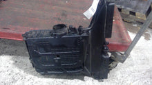 Load image into Gallery viewer, AIR CLEANER BOX Audi Q7 2017 17 2018 18 2019 19 - 1461266
