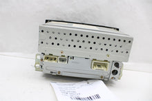 Load image into Gallery viewer, RADIO Toyota 4 Runner 2003 03 2004 04 2005 05 - 1461383
