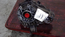 Load image into Gallery viewer, TRANSFER CASE Land Rover LR3 LR4 Range Rover Sport 2005 05 2006 06 07 08 09 - 11 - 1461399
