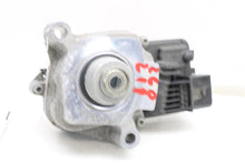 Load image into Gallery viewer, TRANSFER CASE ACTUATOR MOTOR 228I 320i 328D 328i 328I GT 335i 335i 10-17 - 1463890
