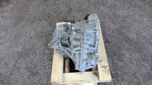 Load image into Gallery viewer, Transmission Lexus RX350 2010 - 1465047
