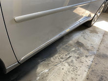 Load image into Gallery viewer, Front Door Lexus RX350 2010 - 1465073
