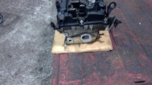 Load image into Gallery viewer, CYLINDER HEAD Hyundai Sonata Kia Optima 11 12 13 14 15 - 1465310

