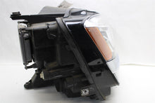 Load image into Gallery viewer, Headlight Lamp Assembly Volkswagen Atlas 2018 - 1465672
