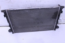 Load image into Gallery viewer, RADIATOR Audi A4 A5 Allroad Q7 2017 17 2018 18 2019 19 - 1467667

