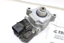 Load image into Gallery viewer, TRANSFER CASE ACTUATOR MOTOR 228I 320i 328D 328i 328I GT 335i 335i 10-17 - 1469108
