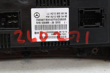 Load image into Gallery viewer, FRONT TEMPERATURE CONTROLS E300 E350 E400 E550 E63 2010-2013 - 1470144
