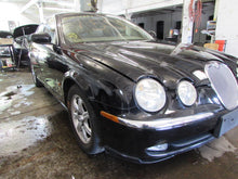 Load image into Gallery viewer, WHEEL Jaguar S Type 00 01 02 03 16x7 alloy 7 Spoke - 1355495

