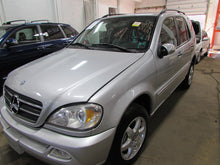 Load image into Gallery viewer, REAR DRIVE SHAFT Ml 430 Ml 500 99 00 01 02 03 04 05 - 1355454
